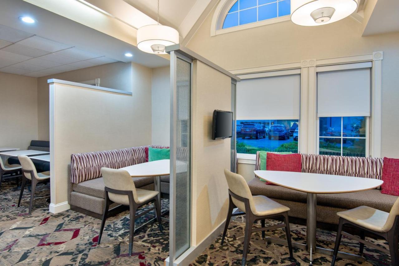 Residence Inn By Marriott Boston Brockton/Easton Экстерьер фото
